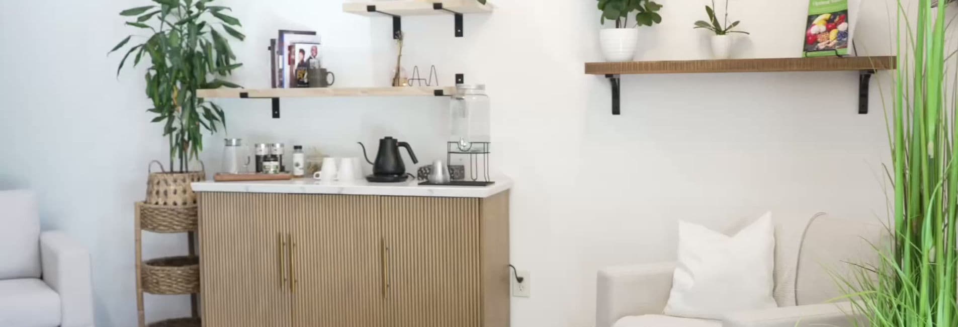 Organic Strands Wellness Salon