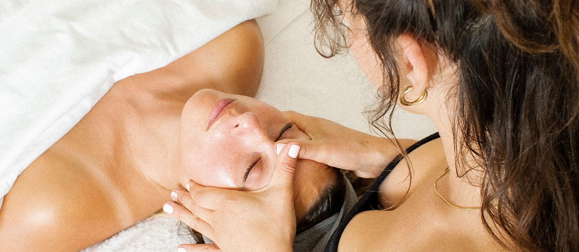 THE WELL - Holistic Facial Spa